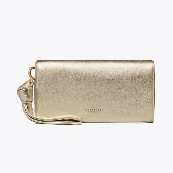 beau wristlet